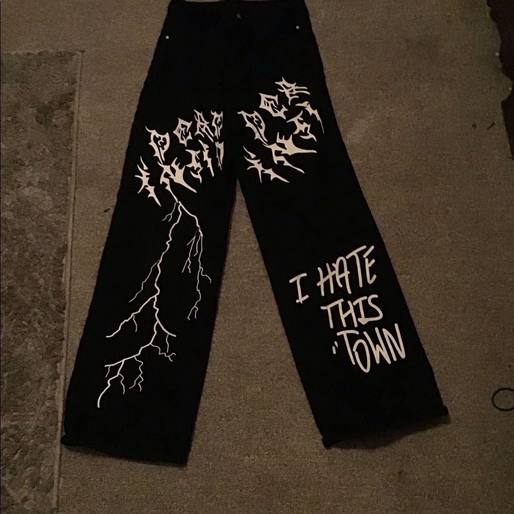 Black and white jeans size medium